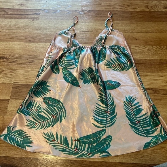 Y2K Satin Floral Cami Lingerie Top - Picture 4 of 5